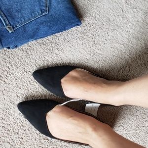 Black sued comfortable flats NWT